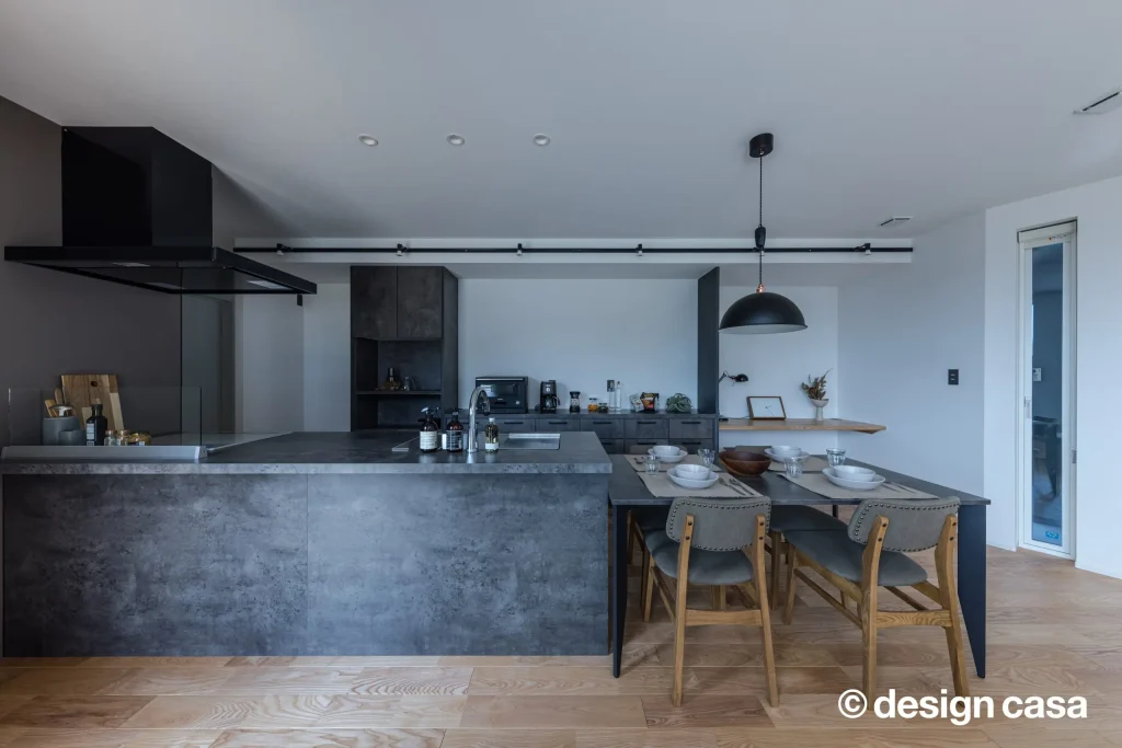 Amazon無垢材 キッチン テーブル カウンターテーブル キッチンカウンター 台所 カウンター テーブル カウンターテーブル セット スリム バーカウンターダイニングテーブル カウンターテーブル セット カウンター バーテーブル 滑りにく 安定した鋼構造 おしゃれ 玄関