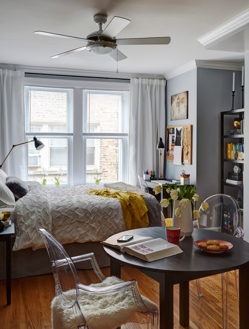 狭い部屋をおしゃれに！ロンドンの色にあふれた小さなアパートELLE DECORエル・デコ