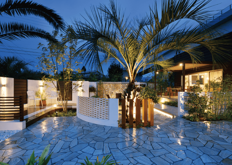 スタイリッシュなカーポートが魅了するリゾートエクステリア奈良・大阪の外構、エクステリアの事ならエクステリアパークコンパス