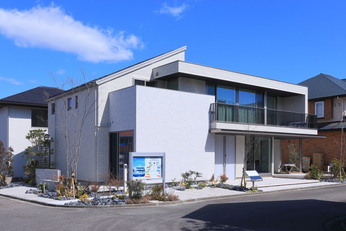 おしゃれな白い外観の家を紹介設計のコツや注意点を紹介​神奈川で注文住宅ならホームスタイリング