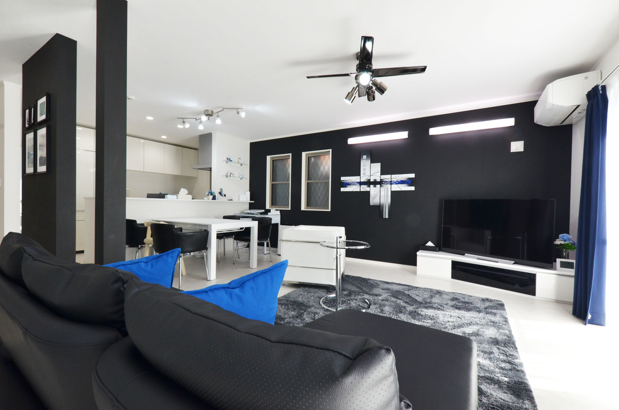 白×青 ナチュラルモダンな雰囲気が漂う14畳リビングダイニングカヴァースインテリア