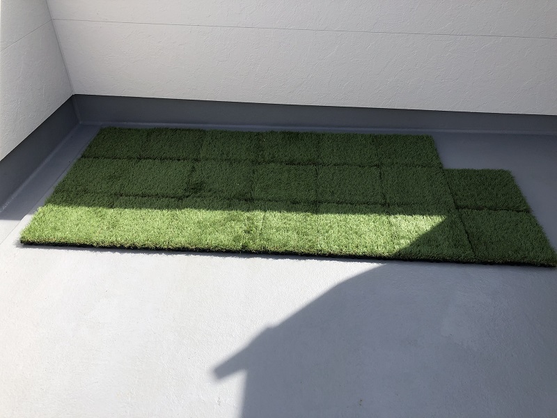 マンションのベランダにおすすめの人工芝！選び方から虫対策まで紹介します暮らしのライフマガジン