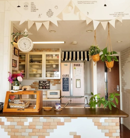 リーフ柄の木製カウンター上収納庫 キッチンカウンター上収納 通販のベルメゾンネット