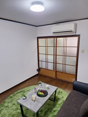 平屋 10坪 戸建て賃貸住宅 ロフトのある一人暮らしの家