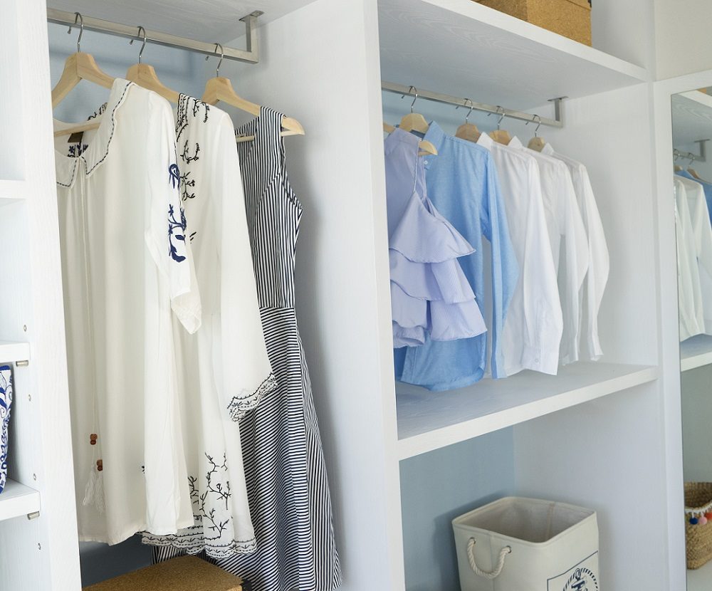 Amazon突っ張り棒 つっぱり棒 押入れ ハンガー ラック クローゼット自立型ワードローブラック、出窓寝室ランドリールームチェックルーム用調節可能なクローゼットロッド、高耐久伸縮式鉄洋服オーガナイザーロッドColor: Black, Size :