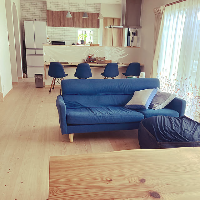 ダイニングテーブルなしの暮らし メリットとおすすめ代替え家具COVEARTH MAGAZINE