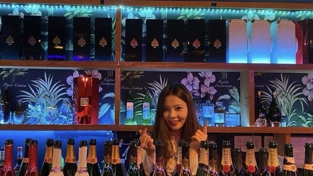 上野・湯島│ベトナム美人と飲める店｜アオザイガールズバー特集