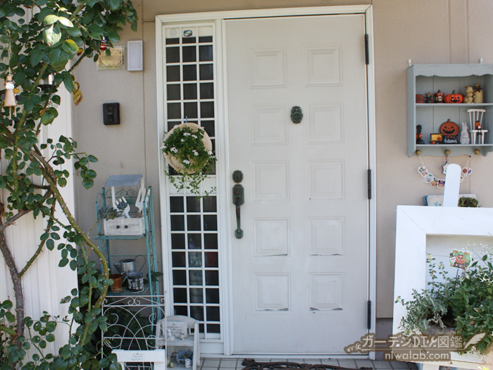 DIY ダイノックシートで玄関ドアをリメイク