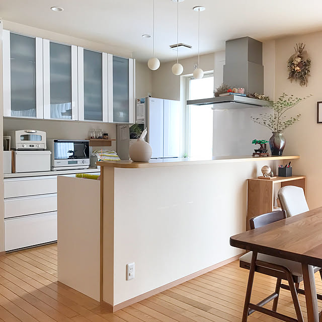 WEB内覧会☆キッチンコンロ前の壁家族が喜ぶマイホーム計画『主婦インテリアパートナー』～コバルトグリーンの家づくりサポート～