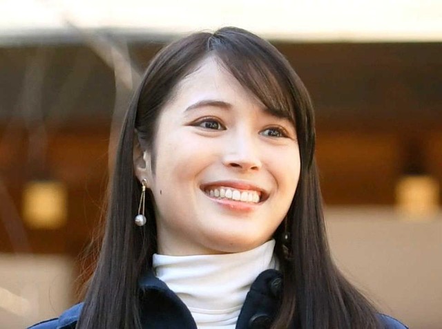 女優【広瀬すず】サン、パジャマのお尻と背中に透けるブラジャーの線 : 今日のパトロール日誌