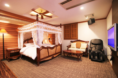 HOTEL TEMARI /