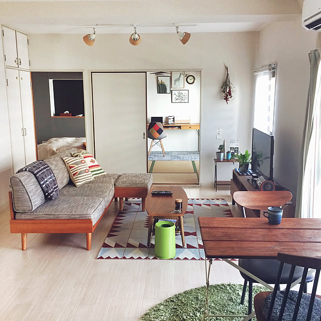 2024 男性一人暮らしのインテリア実例18選。1K・ワンルーム〜2LDKまでgoodroom journal