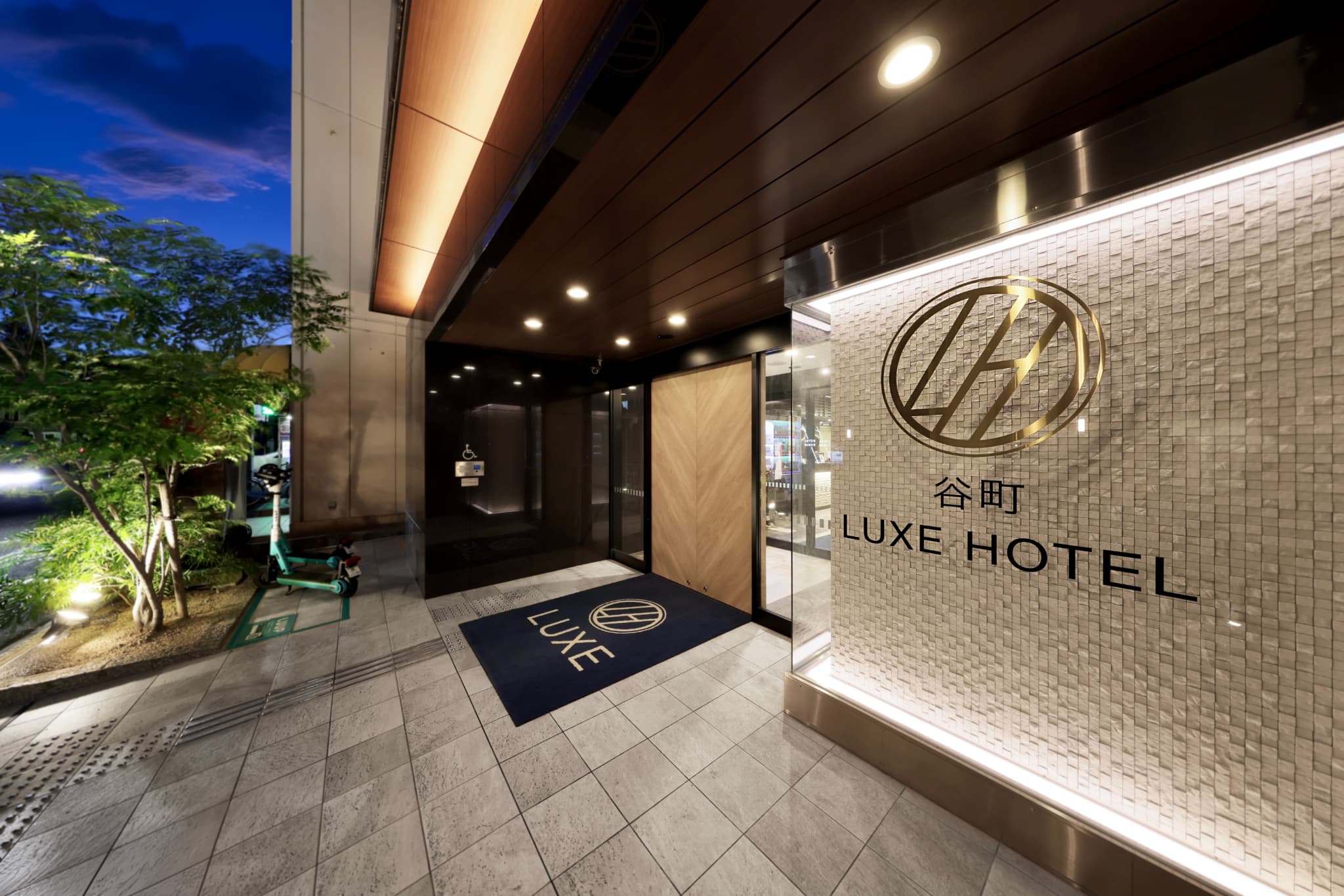 曽根崎 LUXE HOTEL ｜