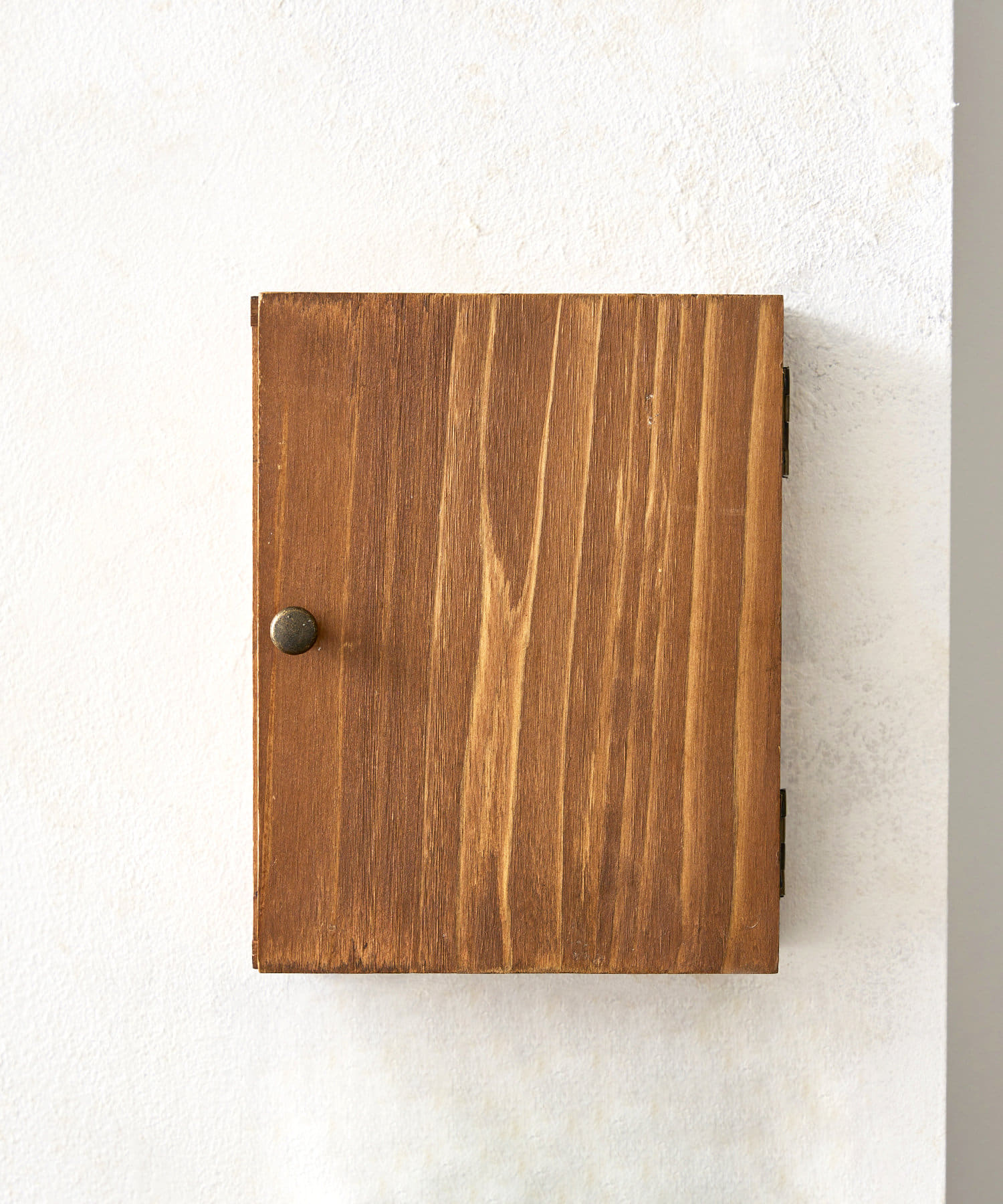 インターホンDIYでカラフルなお部屋に変身