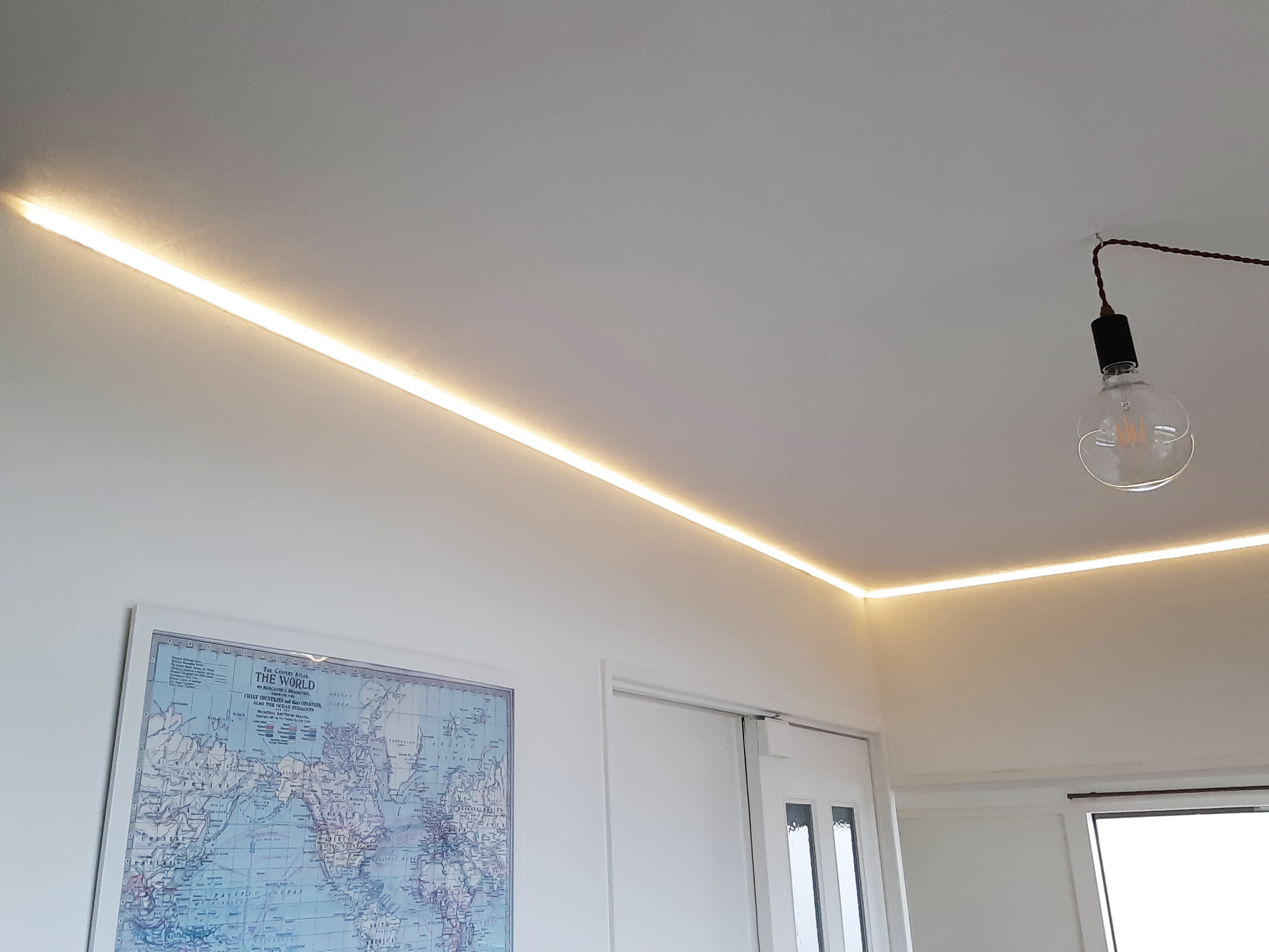 Amazon.co.jp : LEDテープライト 照明器具 シーリングライト LED高天井照明器具 シーリングライト電球 軽量型照明用具 屋内照明LED対応 ledシーリングライト 薄型 led照明 led蛍光灯 ledテープライト 室内照明 キッチン 台所 バスルーム 電球色 天井照明 器具