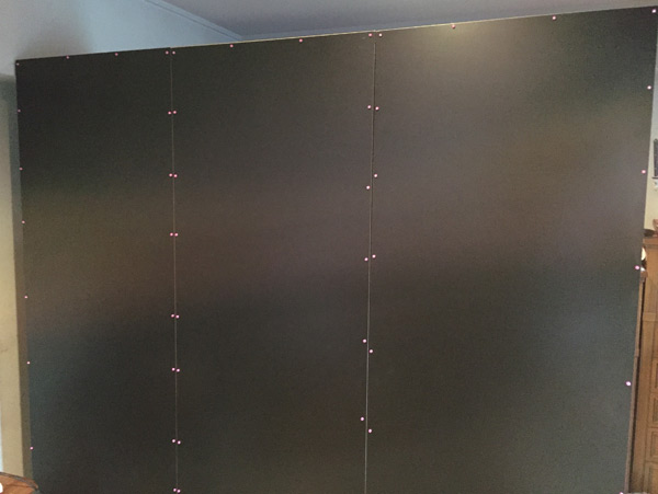 キッチン収納棚の取り付け＆キッチン裏のごちゃごちゃをスクリーンで隠す！おうちログ