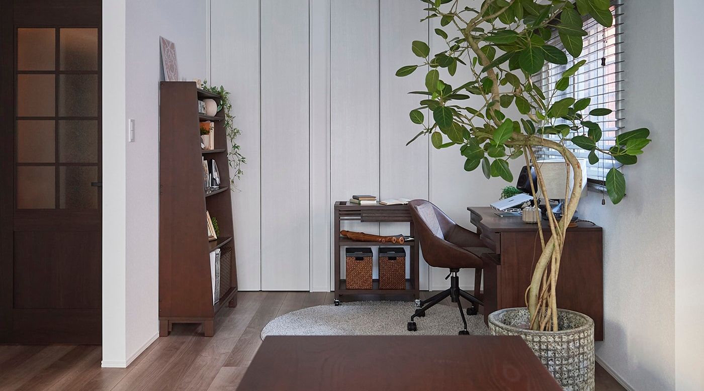 陰陽五行で働き方を見つめ直す！仕事部屋の風水琉球風水の知と美の体系的継承ロンジェ®琉球風水アカデミー 主宰 東道里璃運営：株式会社ロンジェ