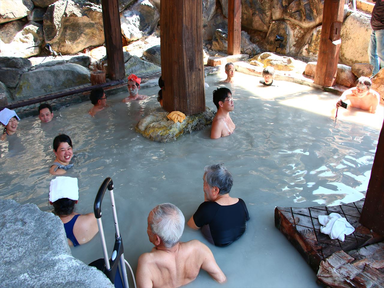 扇温泉】阿蘇の山々を望む宿 おおぎ荘 ＜本館和室＞ ペア宿泊券 扇温泉