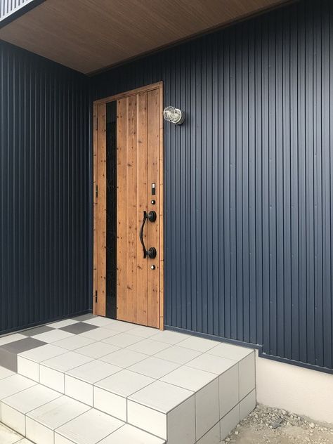 施工例「横に入るアプローチとシンプルな門柱まわり」兵庫県姫路市