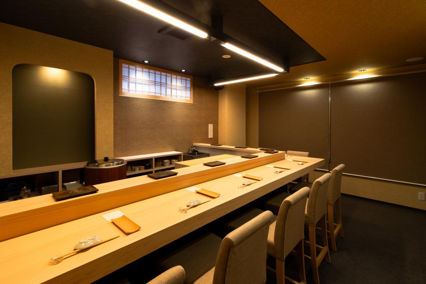 寿司屋 内装費用の内訳と相場を徹底解説5つの施工事例と繁盛するデザイン店舗内装工事見積り比較.com