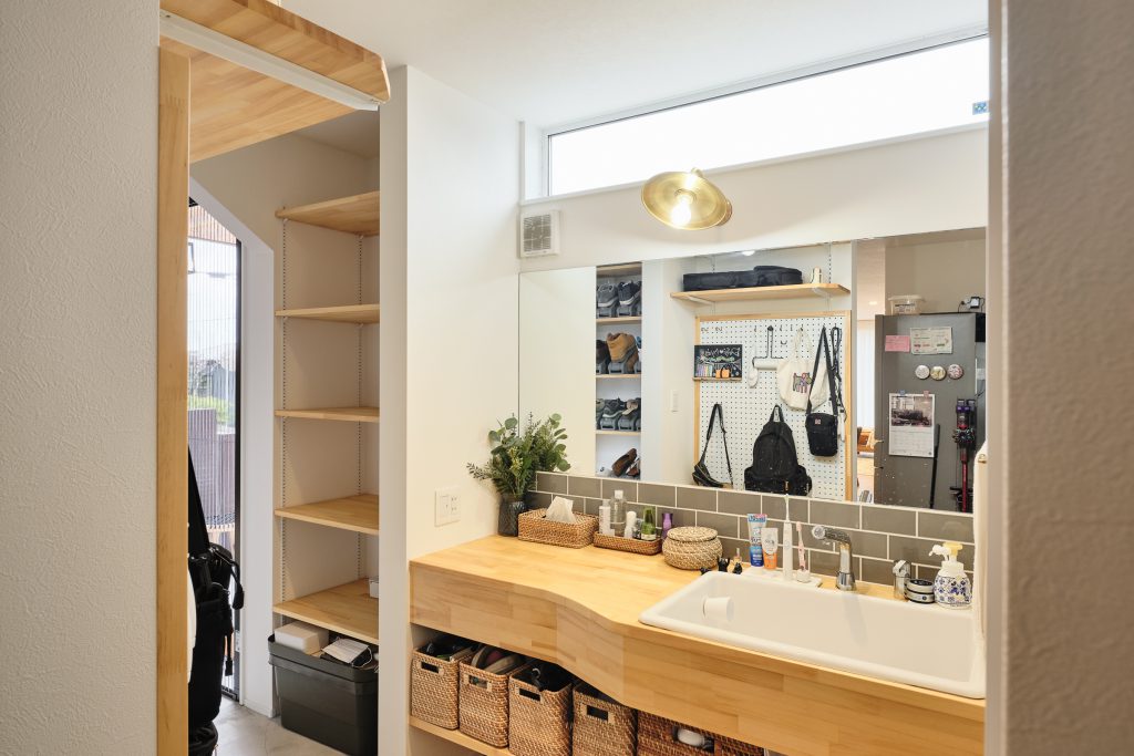 洗面台・化粧台DIY の建築事例・施工実例・価格注文住宅