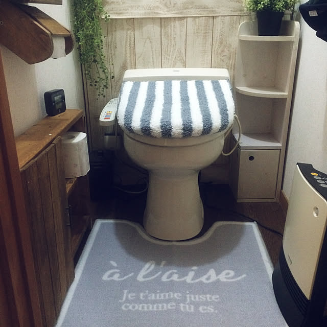 サッと拭ける トイレ全面模様替えシート 木目調タイプ 抗菌・消臭日本製通販 ニッセン