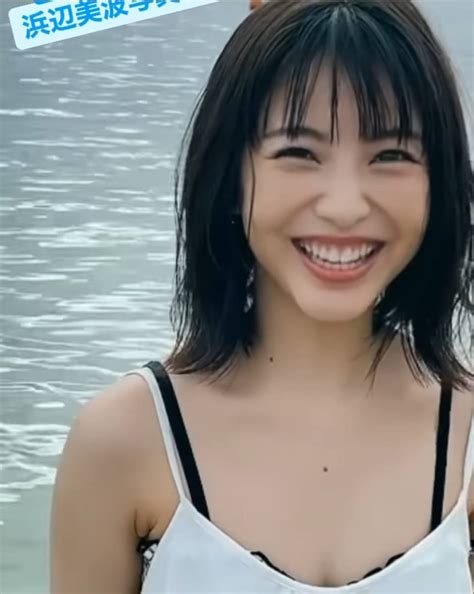 浜辺美波激似AV女優3選！浜辺美波とのエロイセックスを妄想させてくれる動画紹介！ | happy-travel[ハッピートラベル]