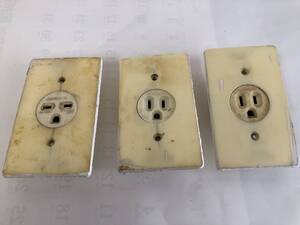 Amazon.co.jp: TayMac 2520LA MASQUE ライト アーモンド 1連 デュプレックス ジャンボ コンセントカバーウォールプレート 1パック 古いコンセントプレートの交換 家の修繕 必需品 : DIY・工具・ガーデン