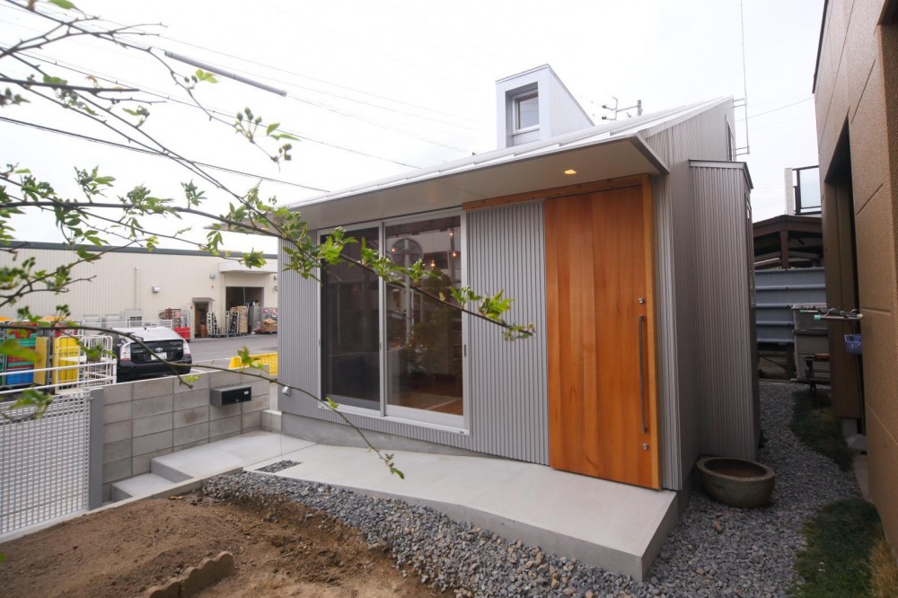 ９坪の家から、９坪の宿へリンジン