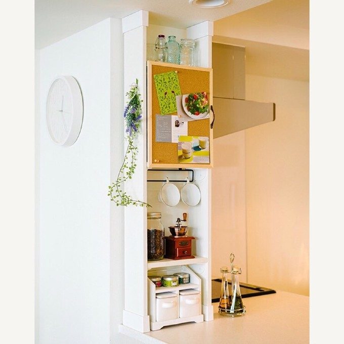 対面キッチンの壁に、ちょっとした造作棚を注文住宅・新築・リノベーションなら喜々津ホーム 諫早市・大村市・長崎市のこだわり工務店