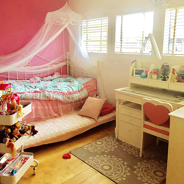 Barbie」のアイデア 22 件ピンク 部屋, インテリア, 部屋 インテリア