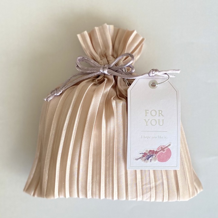 ダイソーのクリアーギフトバッグLLサイズは可愛くラッピングできる？コスパは？ Daiso4947678648447monogoto.info