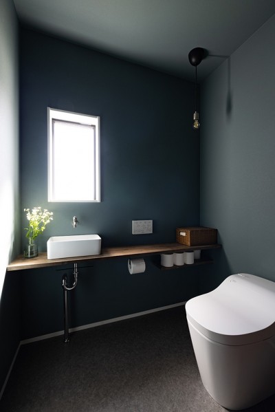 トイレ グレートーンでまとめたシックな景色- バス トイレ事例SUVACO スバコ