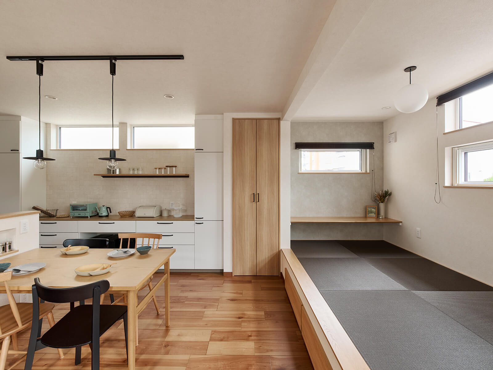 パナソニック 片開きドア フラット型 イデアオーク 2枚セット