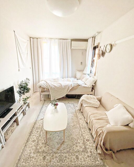 キーワードはロー＆スリム！6畳の部屋を広々と見せるコツRoomClip mag暮らしとインテリアのwebマガジン