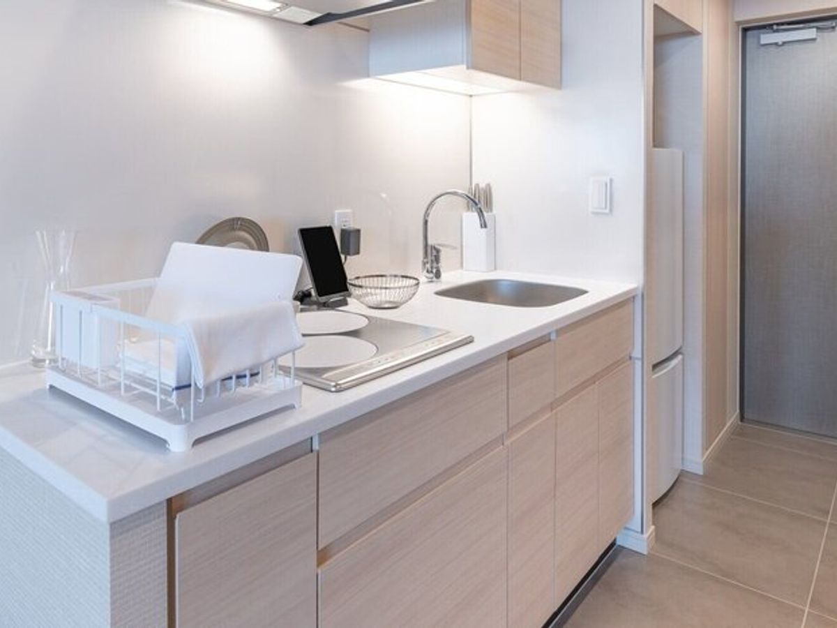 風水 キッチンの色で運気を上げよう。方角別・気軽にできる開運のヒントfolk