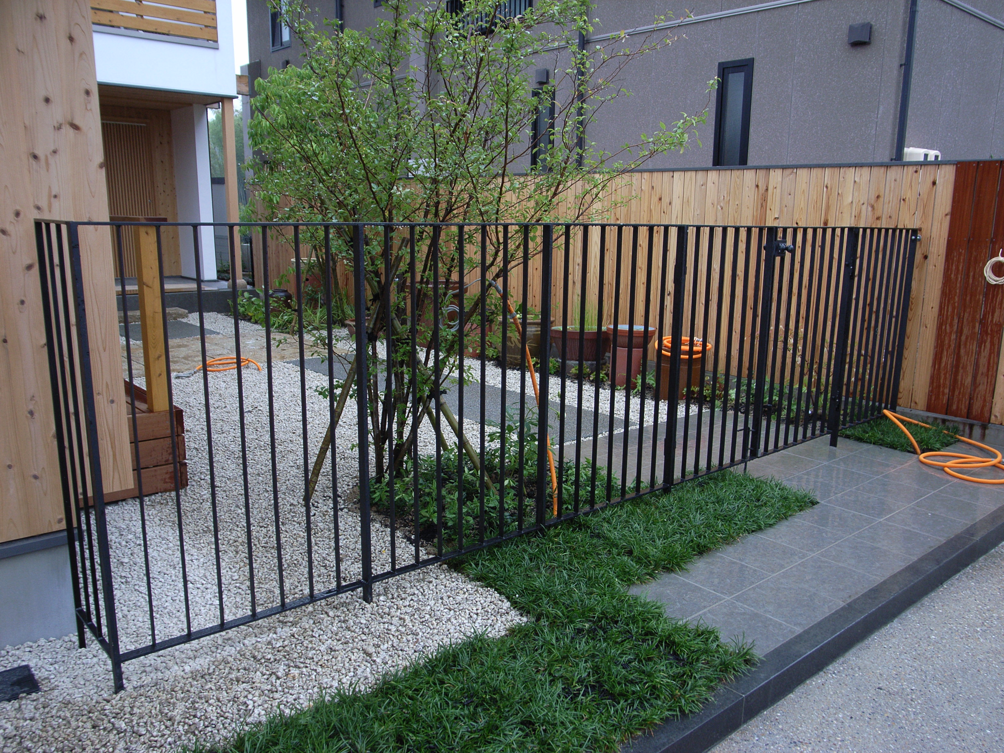 ◇和モダンスタイルシンプルモダンのロートアイアン＆アルミ製品