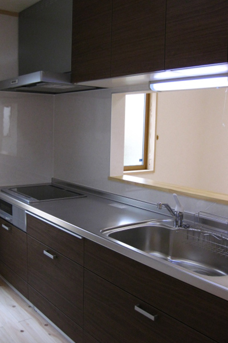 Amazon.co.jp: 業務用ステンレス壁掛けシンク シンプルキッチンシンク 360°回転する温冷水蛇口付き、簡易流し台 シンク ガーデンお手入れが簡単です、流し台下収納 組み立ては簡単 バスルームユーティリティルーム壁掛け洗面台 屋内屋外兼用 ステンレス製 手洗いシンク