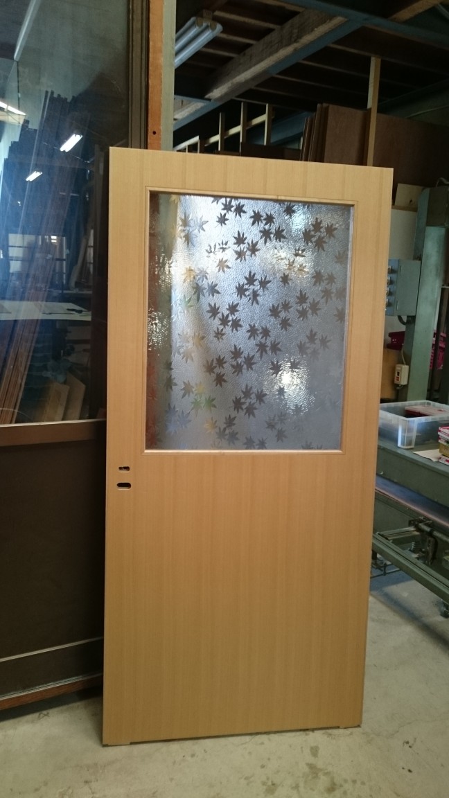 昭和の襖をDIYでリメイク 空間に合わせて世界にひとつのドアをつくるToKoSie ー トコシエ