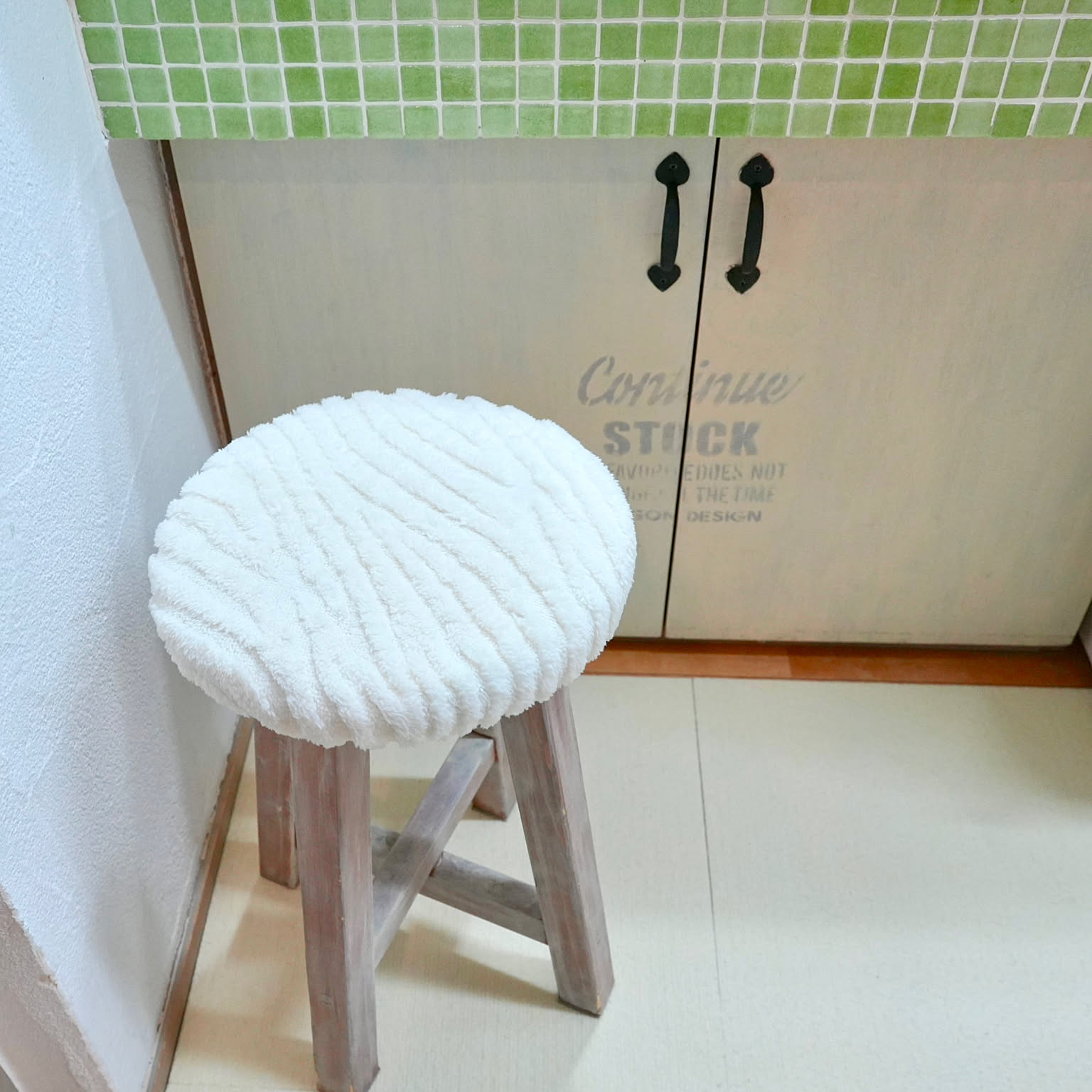 かぎ針あみの実用小もの「ヘンプのイス脚カバー」 編図つき owarimao