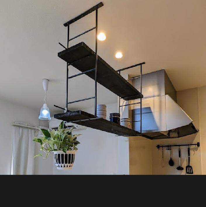 カフェ風インテリアで大人気。キッチン吊り棚 のアイデア集JOURNAL-インテリアのアイデア集名古屋・東京・埼玉でリノベーション・店舗デザインをするならエイトデザイン