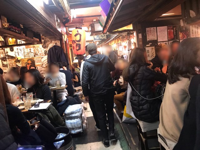 21選】大阪府の一人で行けるおすすめの出会いの場｜立ち飲み屋・相席屋・ラウンジ・クラブ・バー・ナンパスポット | マッチングライフ