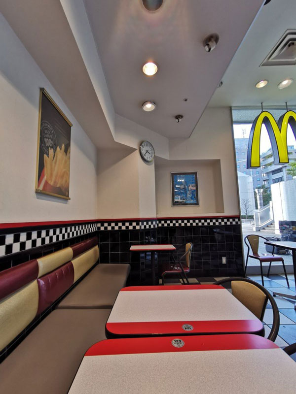 マクドナルド六本木ヒルズ店 リニューアルマクドナルド公式