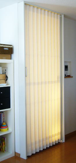 階段につける間仕切りカーテンハタマド東京・神奈川県のオーダーカーテン・ブラインド