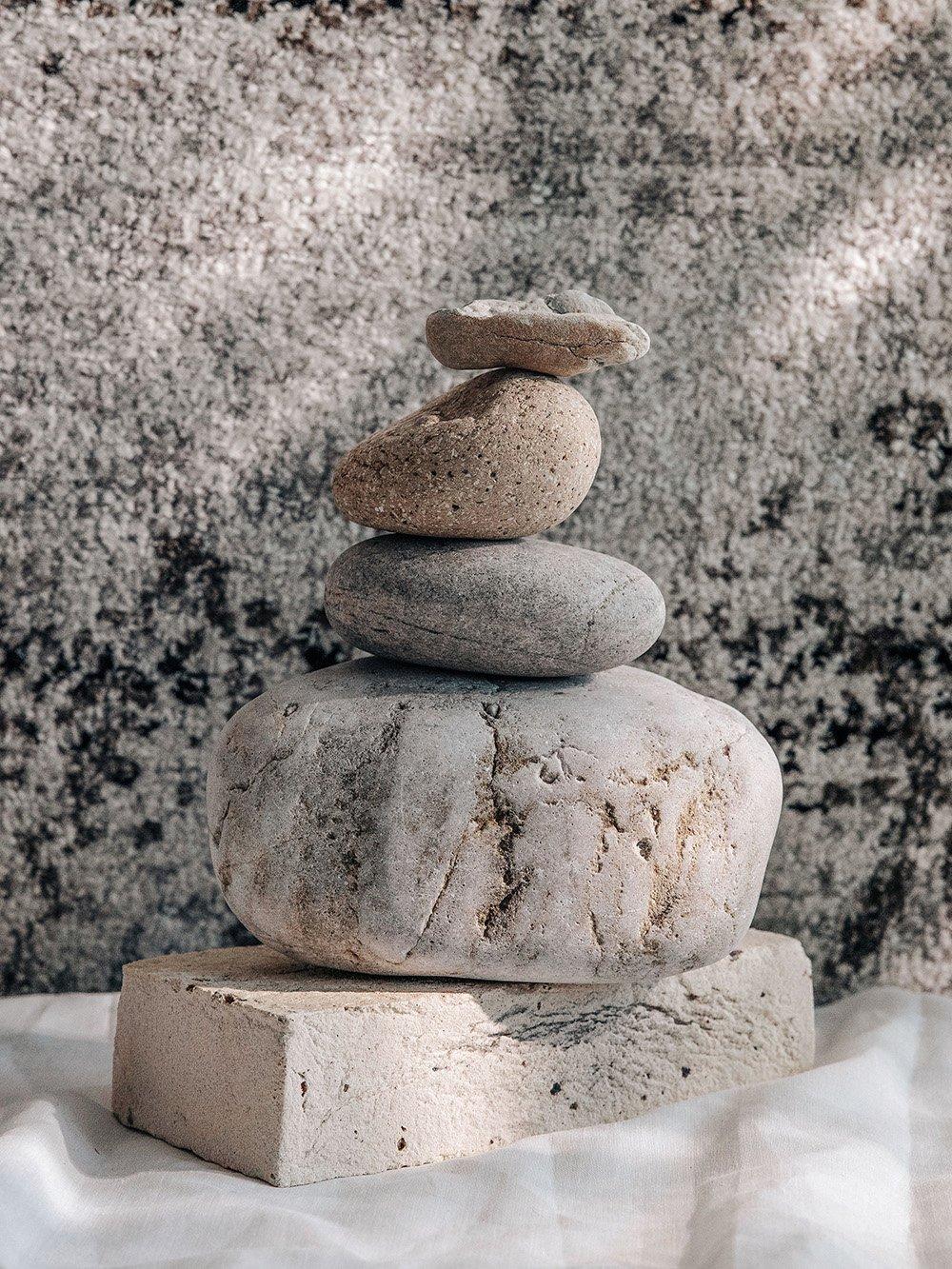 リビングの運気UPを！ラグ選びから始める風水入門COVEARTH MAGAZINE