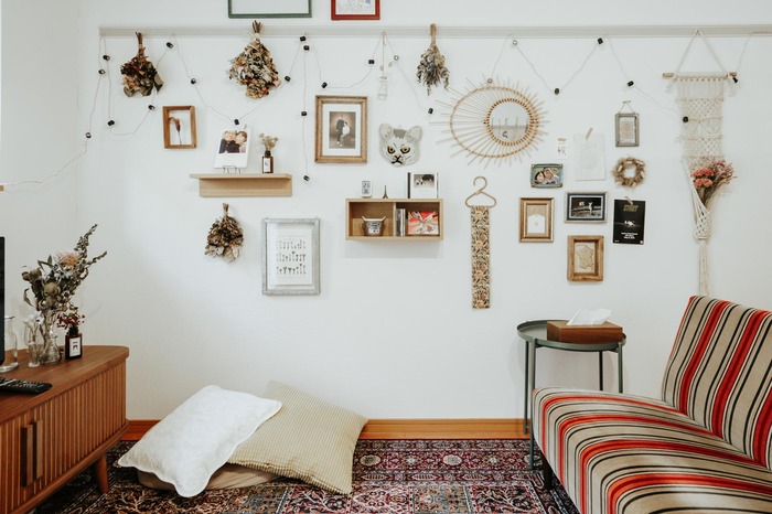 壁を利用したインテリア 部屋をおしゃれに見せるには？COVEARTH MAGAZINE