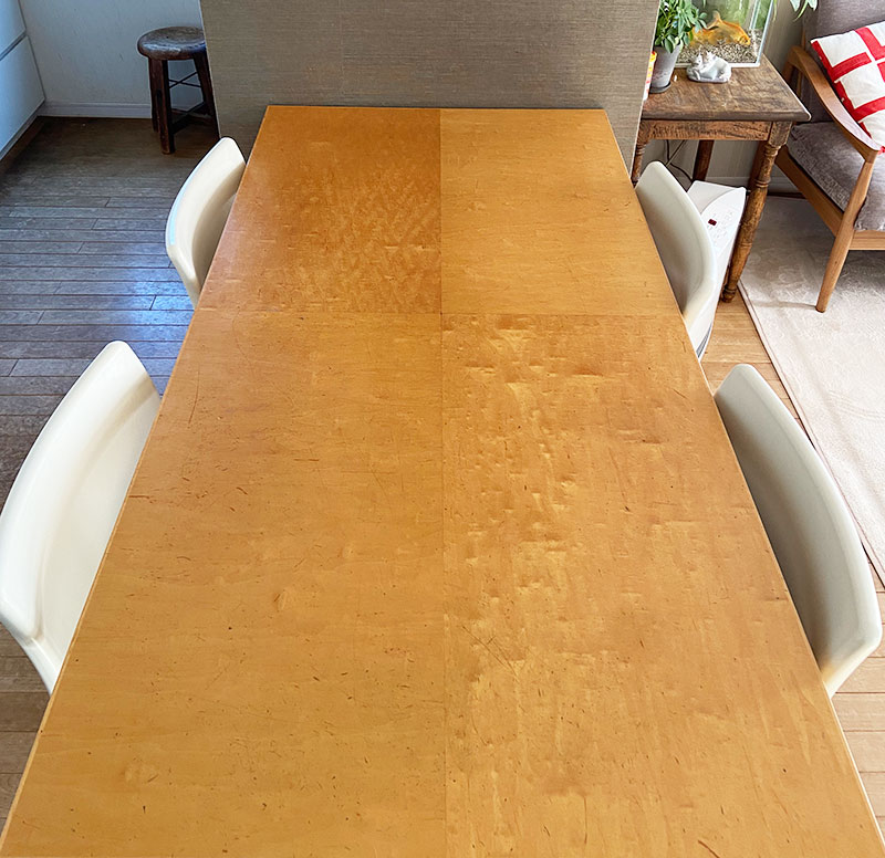 ダイニングテーブル」は置く派？置かない派？それぞれのメリットから考えようキナリノ