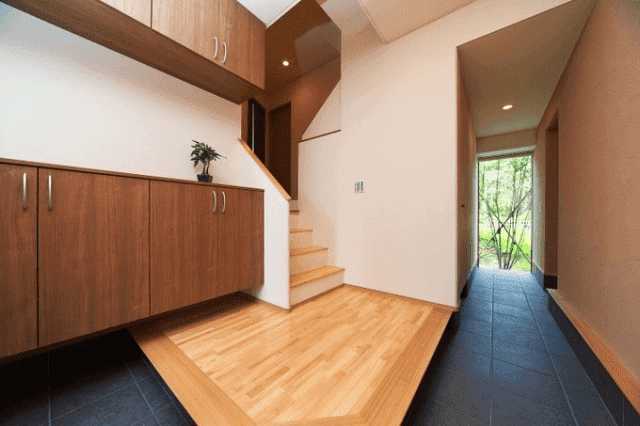 おしゃれな玄関の事例写真やアイデアを多数紹介！マネしたくなる建築実例もチェックわたしの家木造注文住宅・戸建の住友林業 ハウスメーカー