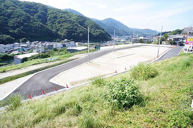 ＪＲ中野東駅及びＪＲ安芸中野駅周辺地区バリアフリー基本構想 ～3 ＪＲ中野東駅及びＪＲ安芸中野駅周辺地区の現況～