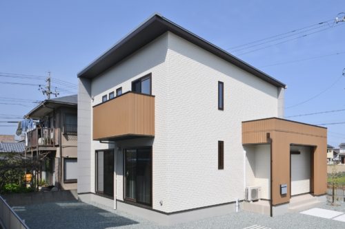 木の質感・デザインを取り入れてハイグレードな家に - 三重県住宅生協